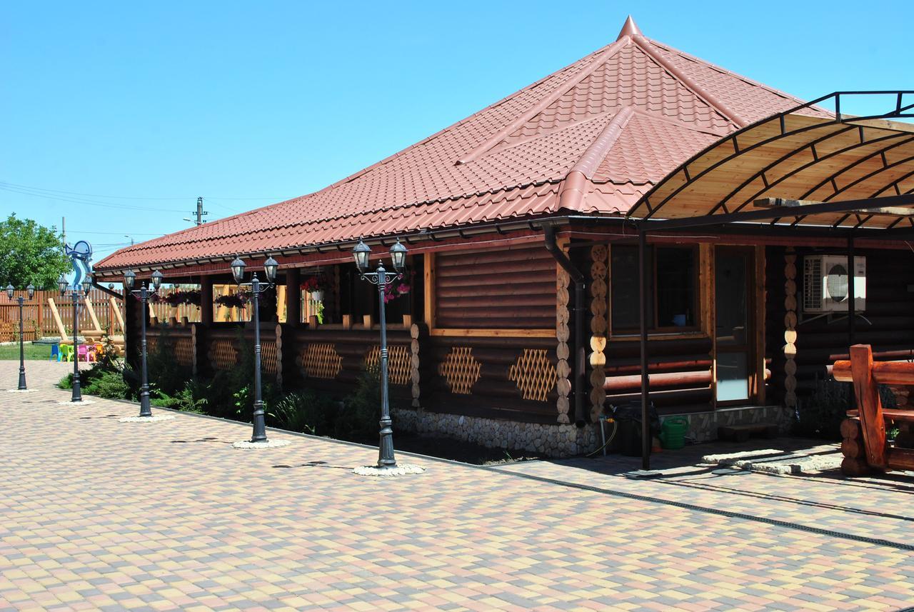 Hotel Berloga Burlach'ya Balka Exterior foto